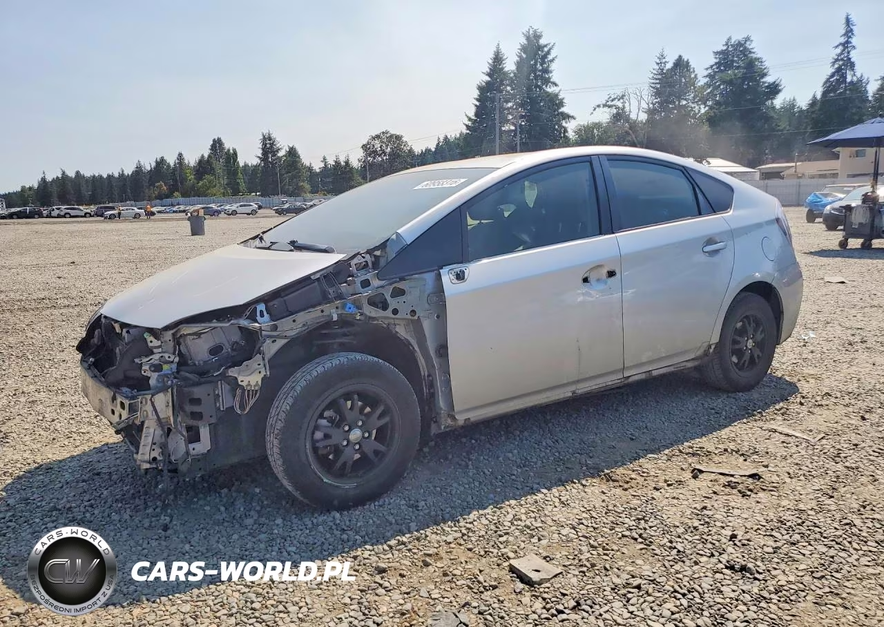 2015 Toyota Prius Two – zdjęcie 1 z 13
