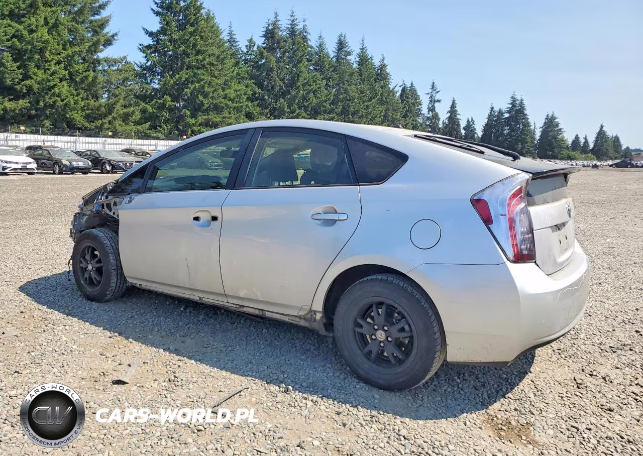 2015 Toyota Prius Two VIN:JTDKN3DU1F0484844 - 2