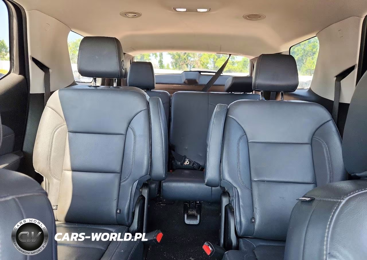2018 Chevrolet Traverse Lt VIN:1GNERHKW1JJ107931 - 10