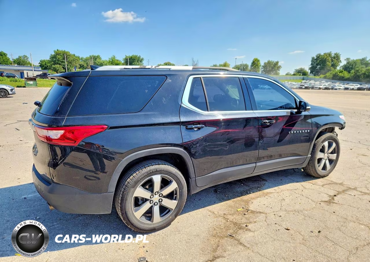 2018 Chevrolet Traverse Lt VIN:1GNERHKW1JJ107931 - 3