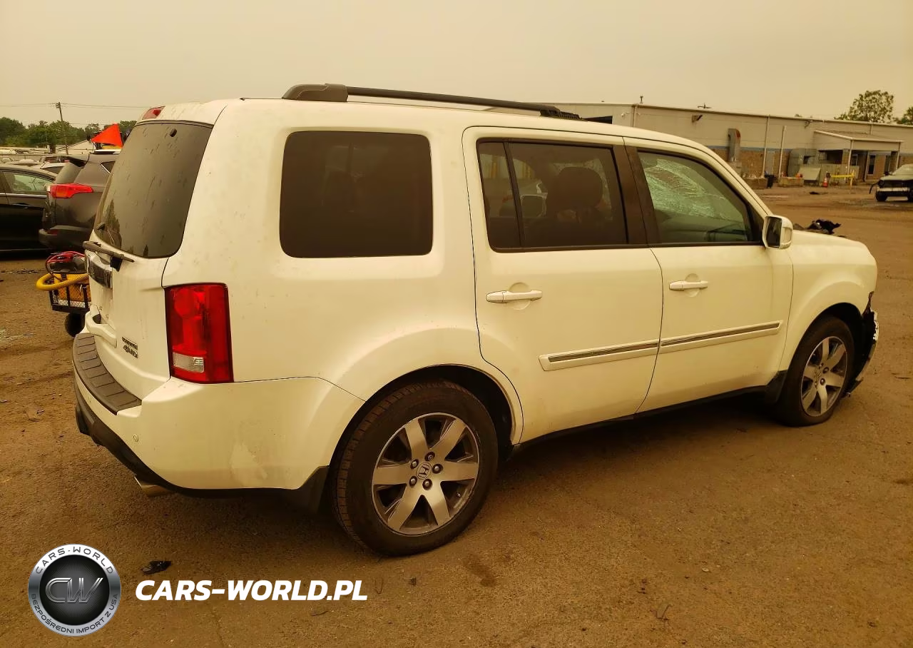 2013 Honda Pilot Touring VIN:5FNYF4H93DB058591 - 3