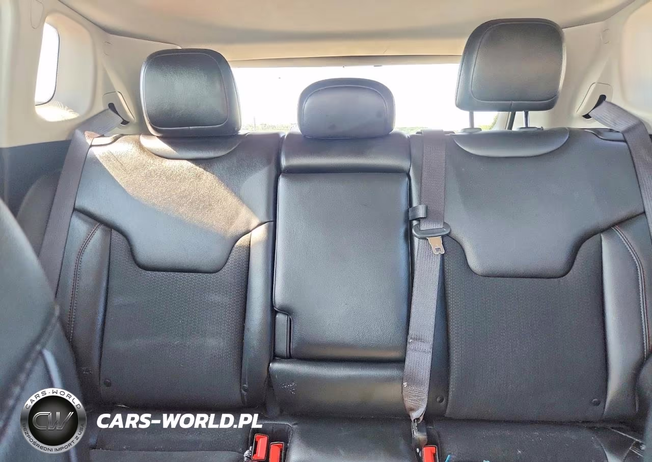 2022 Jeep Compass Trailhawk VIN:3C4NJDDB7NT111757 - 10