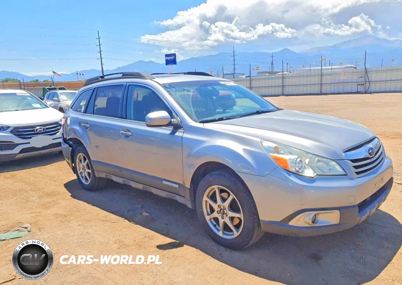 2011 Subaru Outback 2.5I Premium VIN:4S4BRBGC1B3341253 - 4