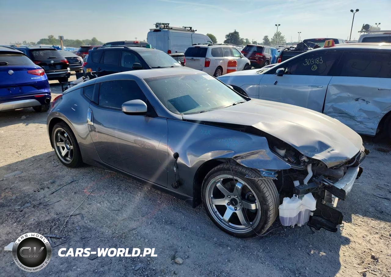 2018 Nissan 370Z Base VIN:JN1AZ4EH4JM571021 - 4