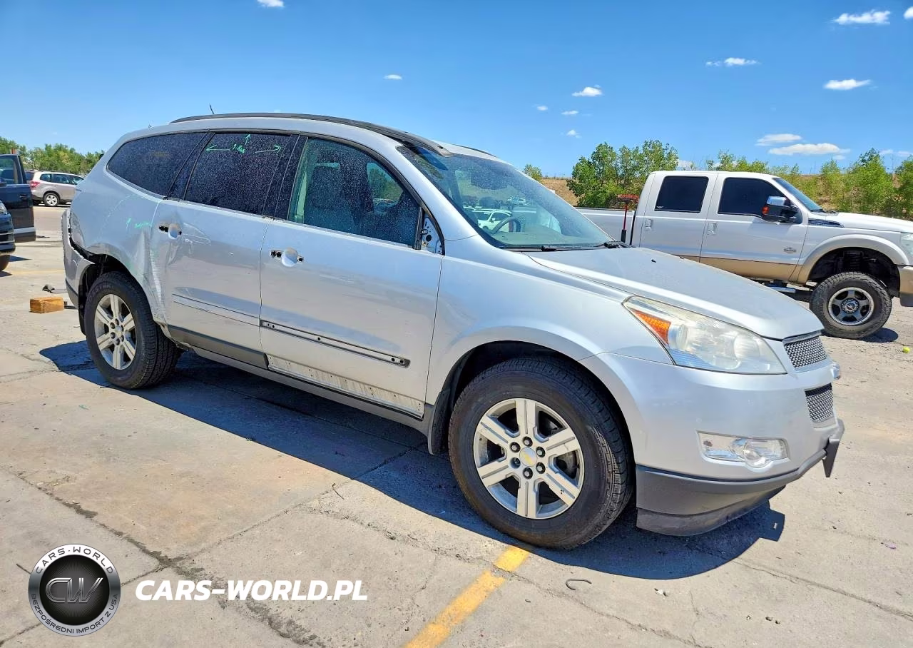 2010 Chevrolet Traverse Lt VIN:1GNLVGED0AJ243751 - 4
