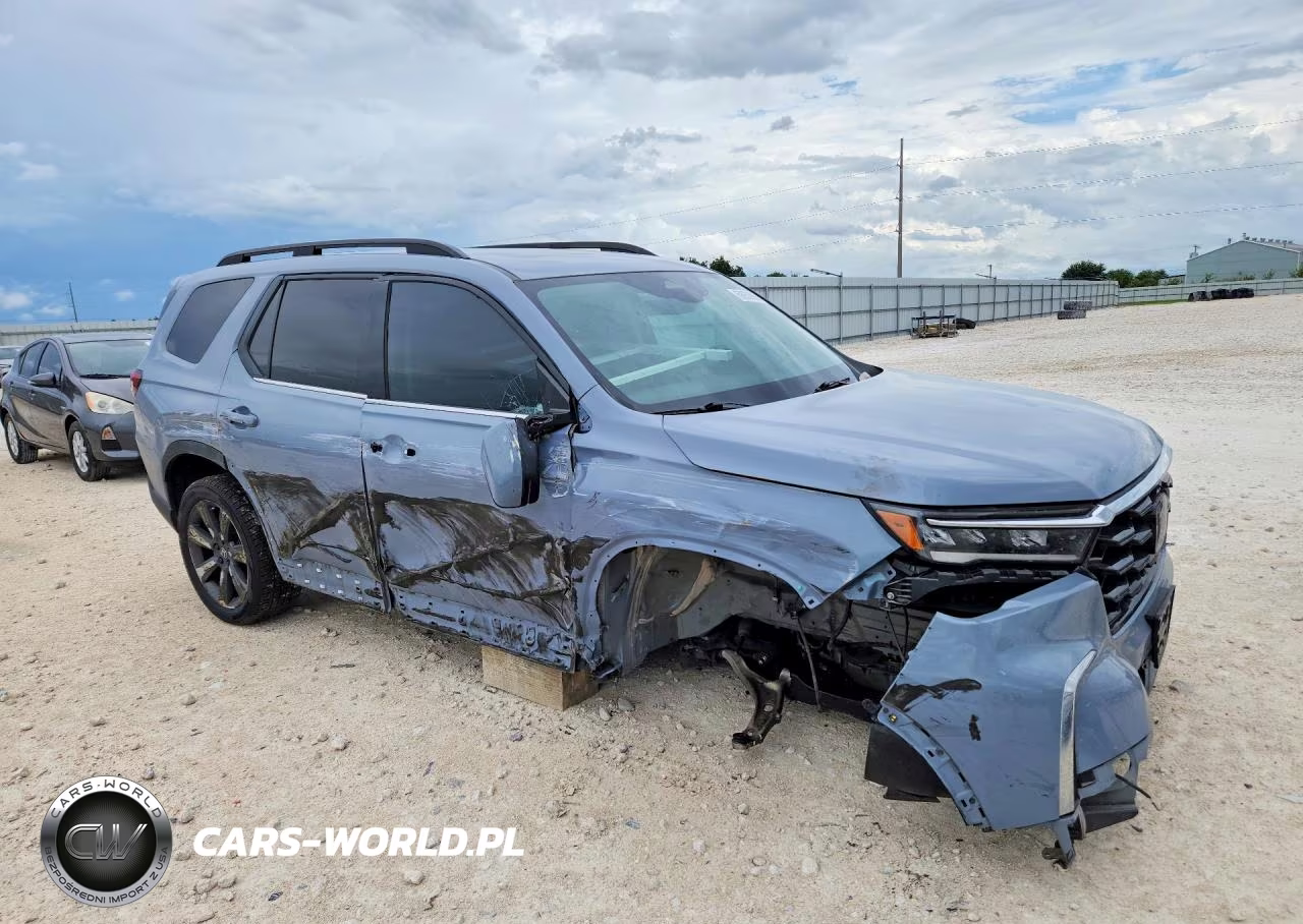 2025 Honda Pilot Elite VIN:5FNYG1H88SB010326 - 4