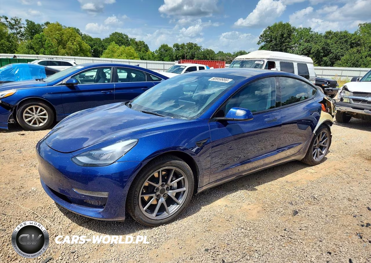 2023 Tesla Model 3 – zdjęcie 1 z 12