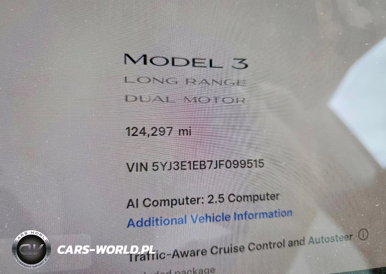 2018 Tesla Model 3 VIN:5YJ3E1EB7JF099515 - 9