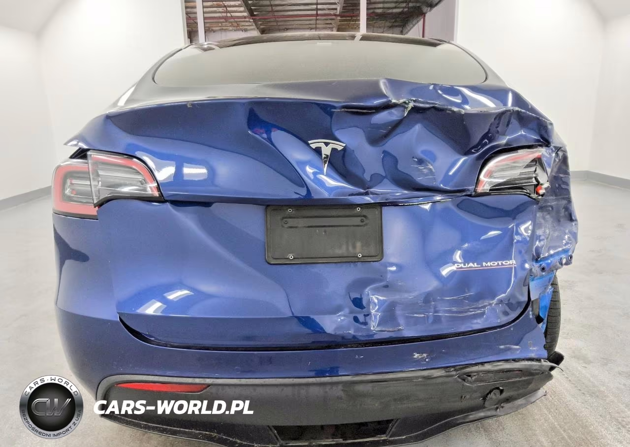 2022 Tesla Model Y VIN:7SAYGDEF6NF389239 - 6