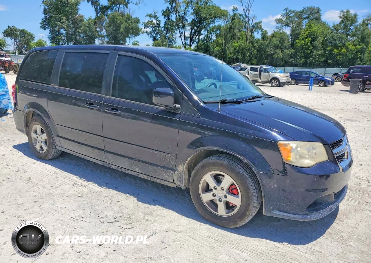 2011 Dodge Grand Caravan Mainstreet VIN:2D4RN3DG4BR750322 - 4