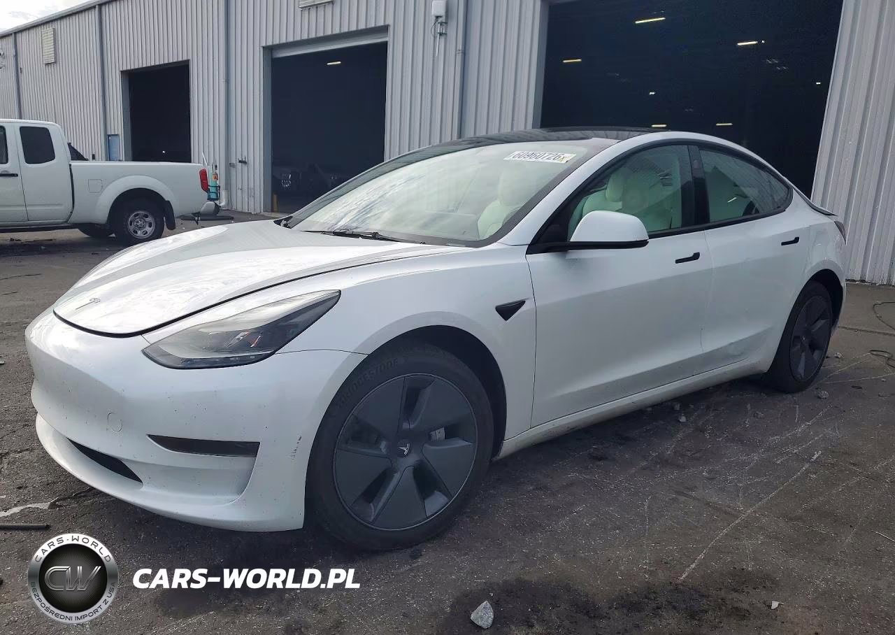 2023 Tesla Model 3 – zdjęcie 1 z 12