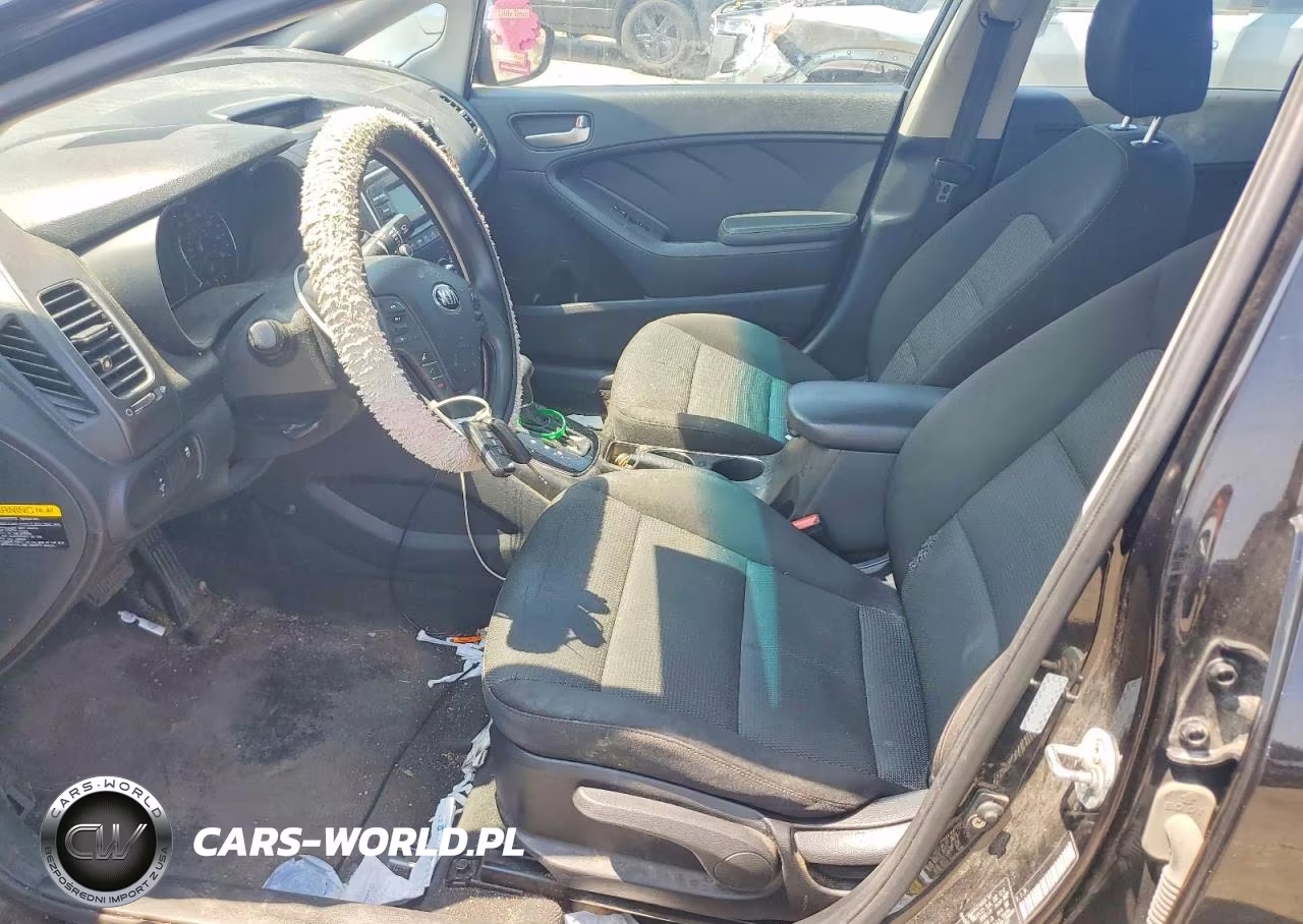 2017 Kia Forte Lx VIN:3KPFK4A75HE055117 - 7
