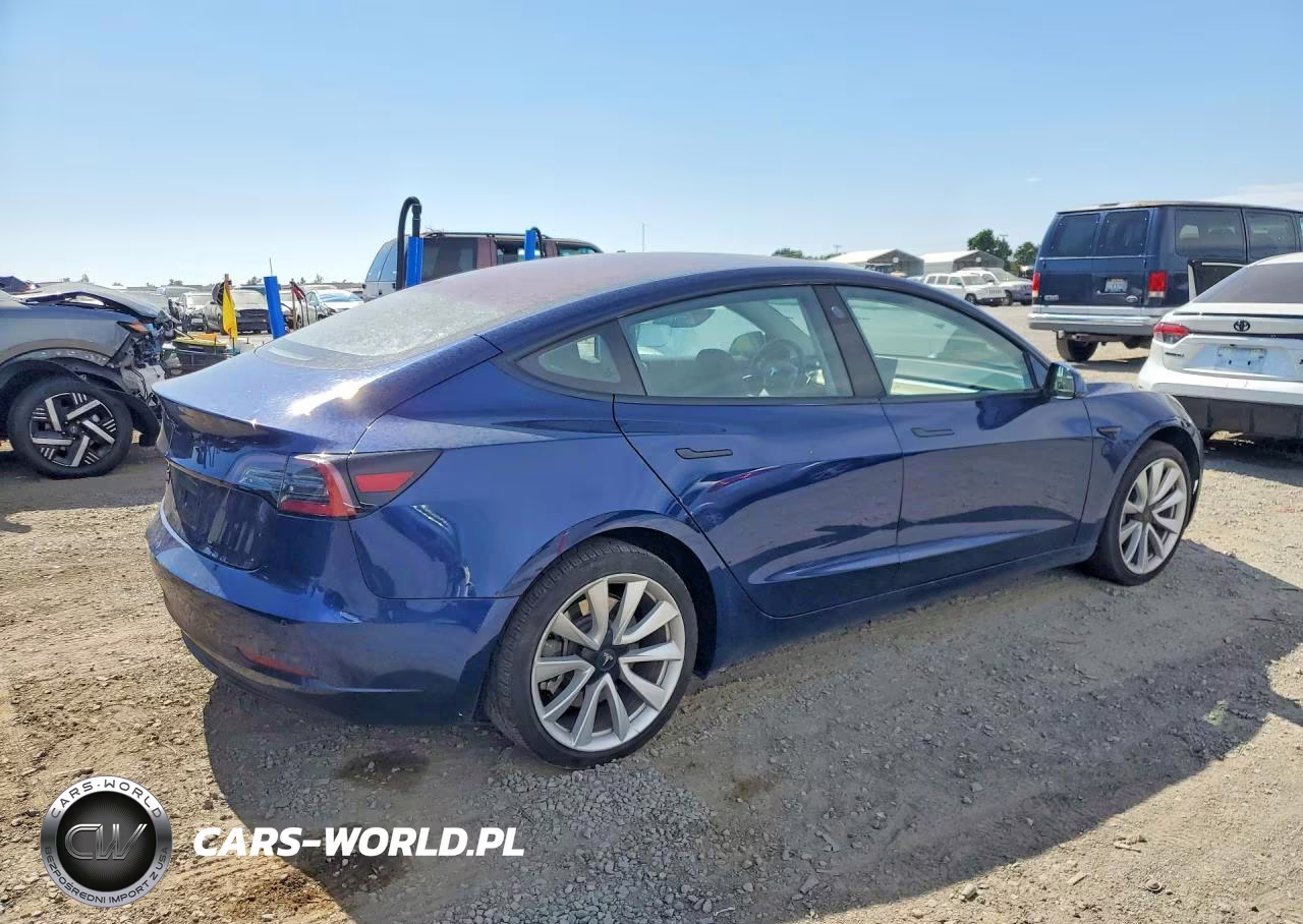 2018 Tesla Model 3 VIN:5YJ3E1EA6JF013666 - 3