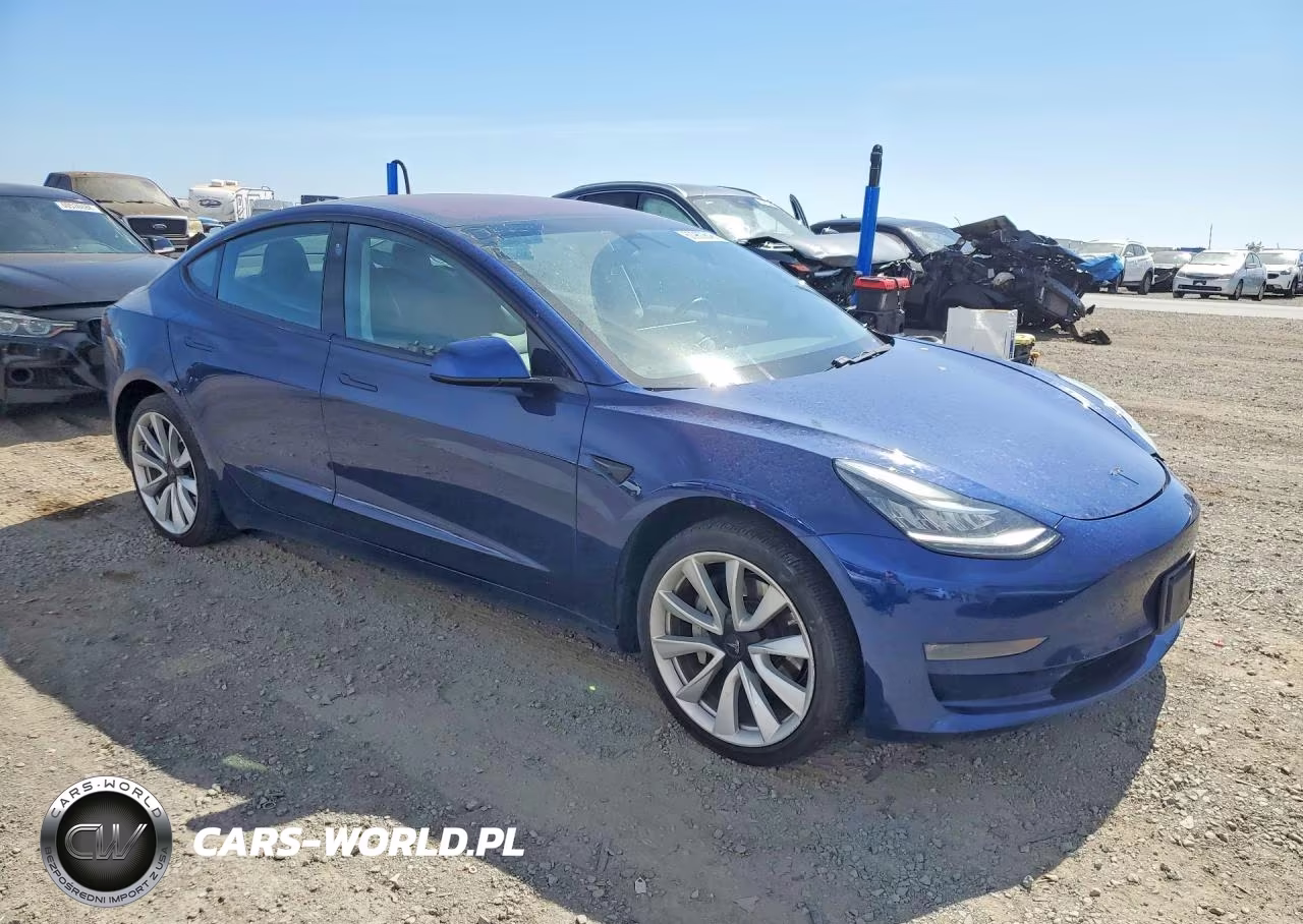 2018 Tesla Model 3 VIN:5YJ3E1EA6JF013666 - 4