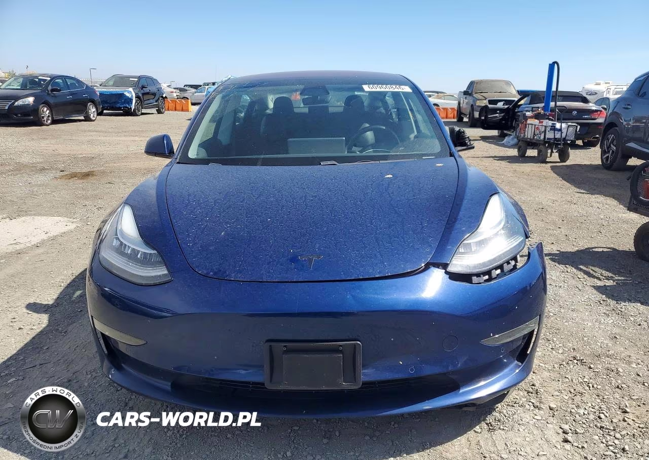 2018 Tesla Model 3 VIN:5YJ3E1EA6JF013666 - 5