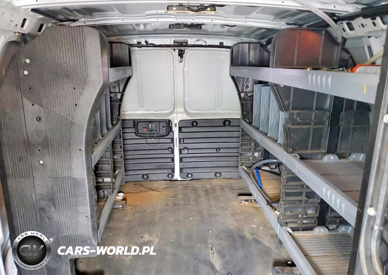 2019 Chevrolet Express G2500 VIN:1GCWGAFP1K1367549 - 10