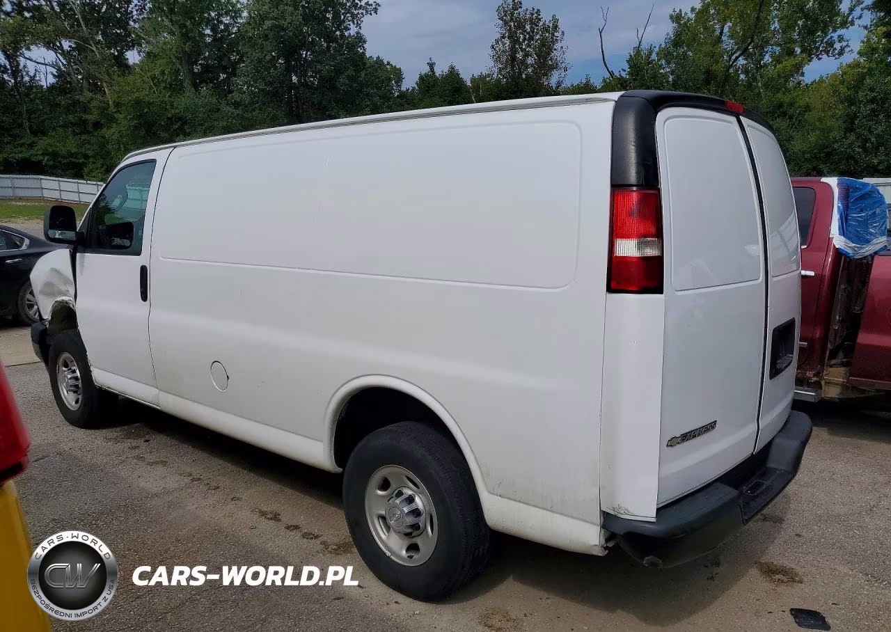2019 Chevrolet Express G2500 VIN:1GCWGAFP1K1367549 - 2