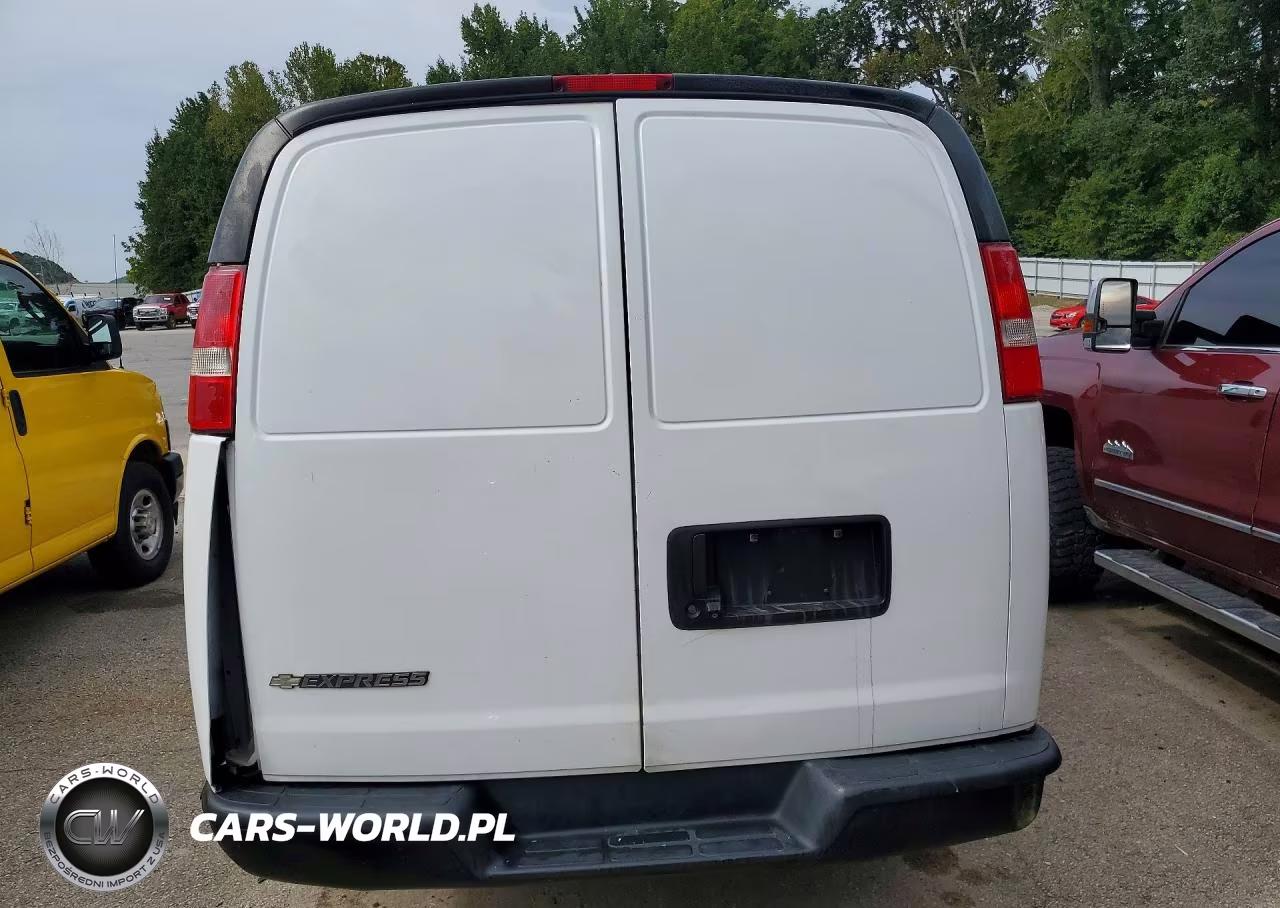 2019 Chevrolet Express G2500 VIN:1GCWGAFP1K1367549 - 6
