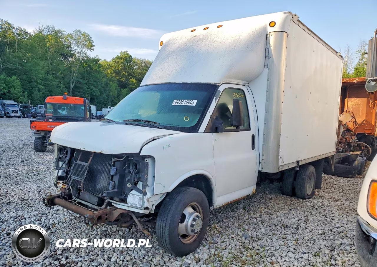 2007 Chevrolet Express Delivery Truck