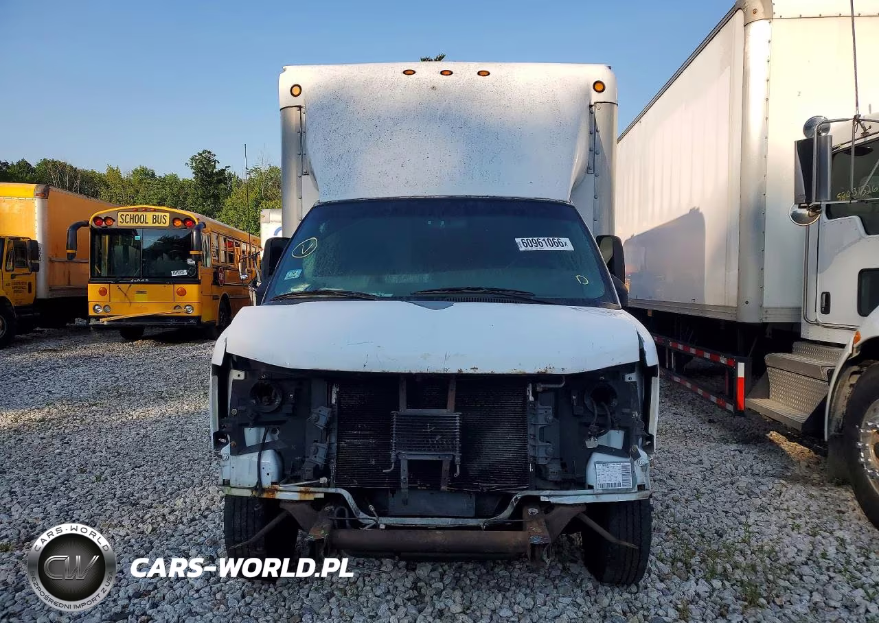 2007 Chevrolet Express Delivery Truck VIN:1GBJG31U771249911 - 5
