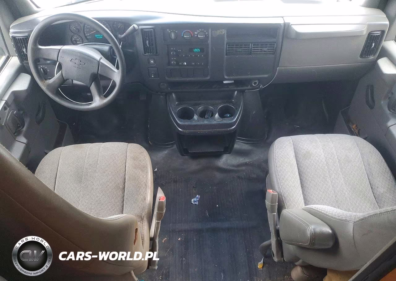 2007 Chevrolet Express Delivery Truck VIN:1GBJG31U771249911 - 8