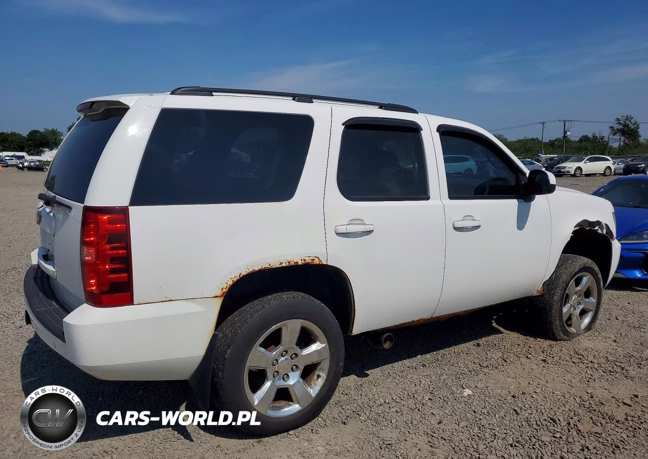 2010 Chevrolet Tahoe K1500 Lt VIN:1GNUKBE00AR261956 - 3