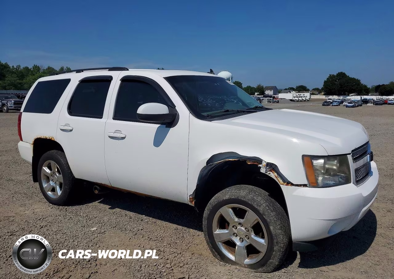 2010 Chevrolet Tahoe K1500 Lt VIN:1GNUKBE00AR261956 - 4