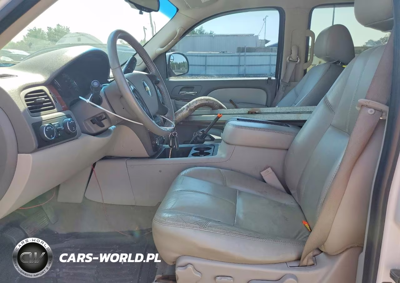 2010 Chevrolet Tahoe K1500 Lt VIN:1GNUKBE00AR261956 - 7