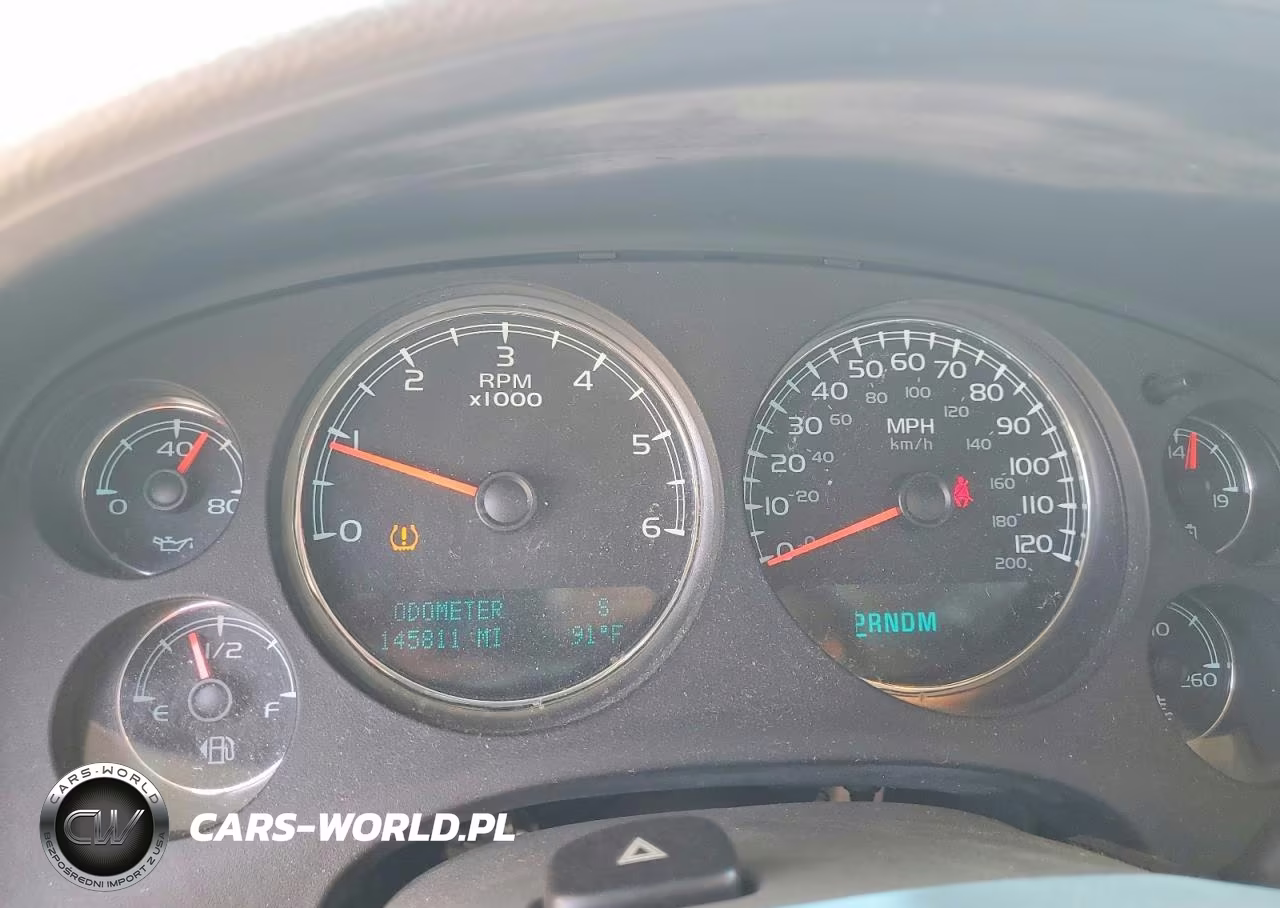 2010 Chevrolet Tahoe K1500 Lt VIN:1GNUKBE00AR261956 - 9