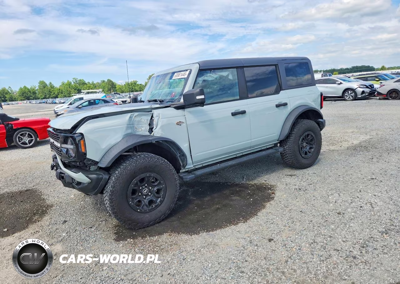 2023 Ford Bronco Base – zdjęcie 1 z 13