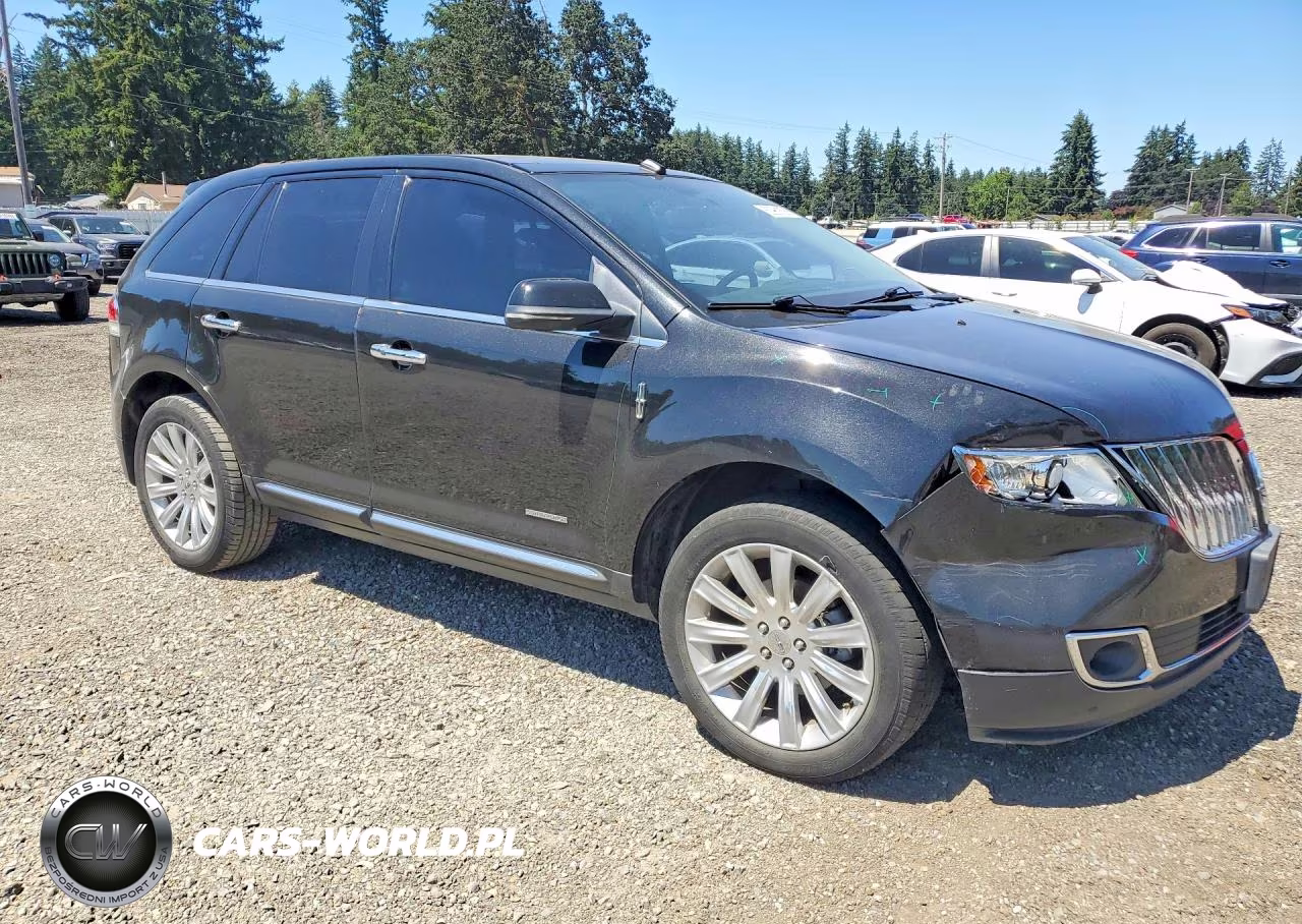 2013 Lincoln Mkx VIN:2LMDJ8JKXDBL16538 - 4