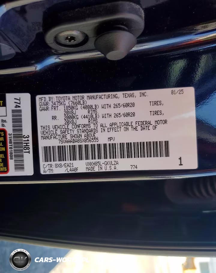 2025 Toyota Sequoia Sr5 VIN:7SVAAABA8SX056555 - 13