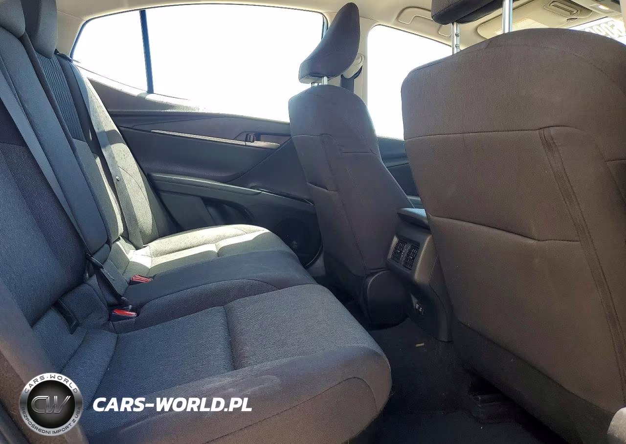 2025 Toyota Camry Le VIN:4T1DAACK4SU058041 - 10