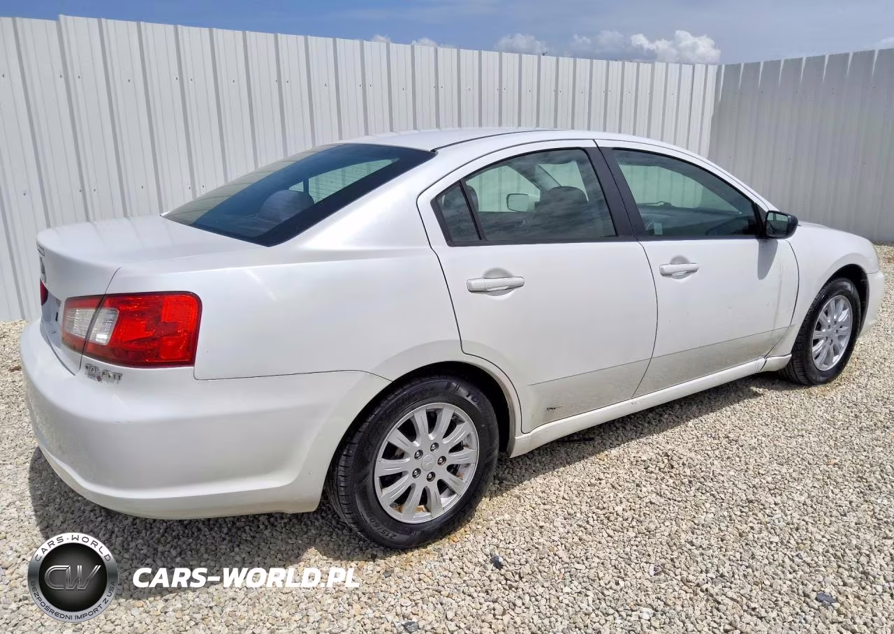 2012 Mitsubishi Galant Fe VIN:4A32B2FF5CE020579 - 3