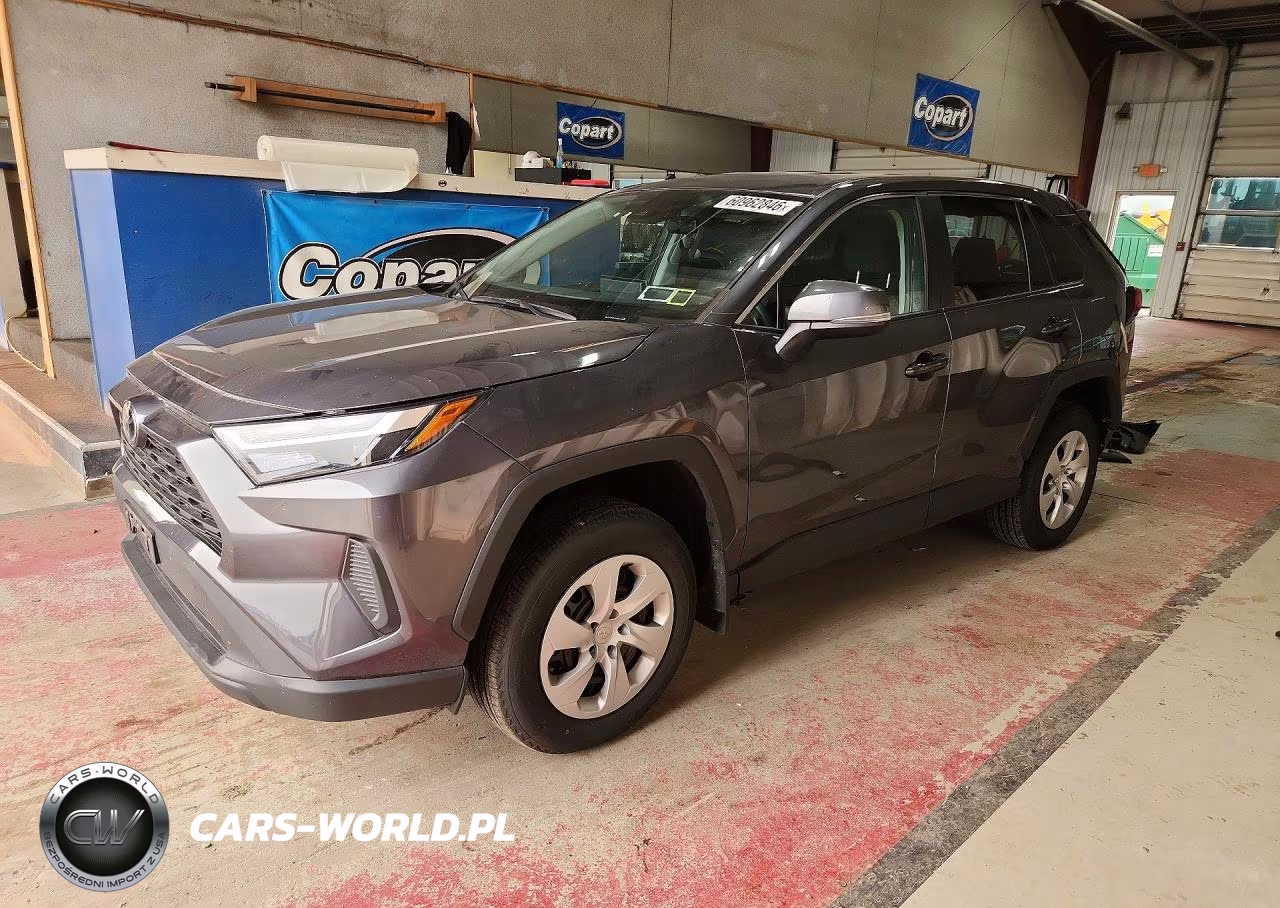 2025 Toyota Rav4 Le – zdjęcie 1 z 14