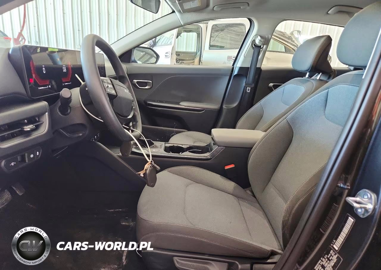 2025 Kia K4 Lx VIN:3KPFT4DE2SE198427 - 7