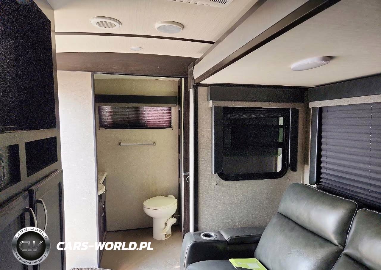 2019 Grand Design Imagine Camper VIN:573TE3023K6614423 - 5