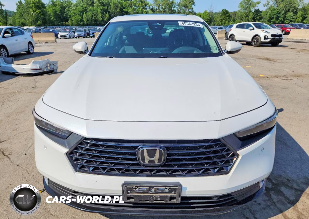 2024 Honda Accord Touring Hybrid VIN:1HGCY2F82RA084409 - 5