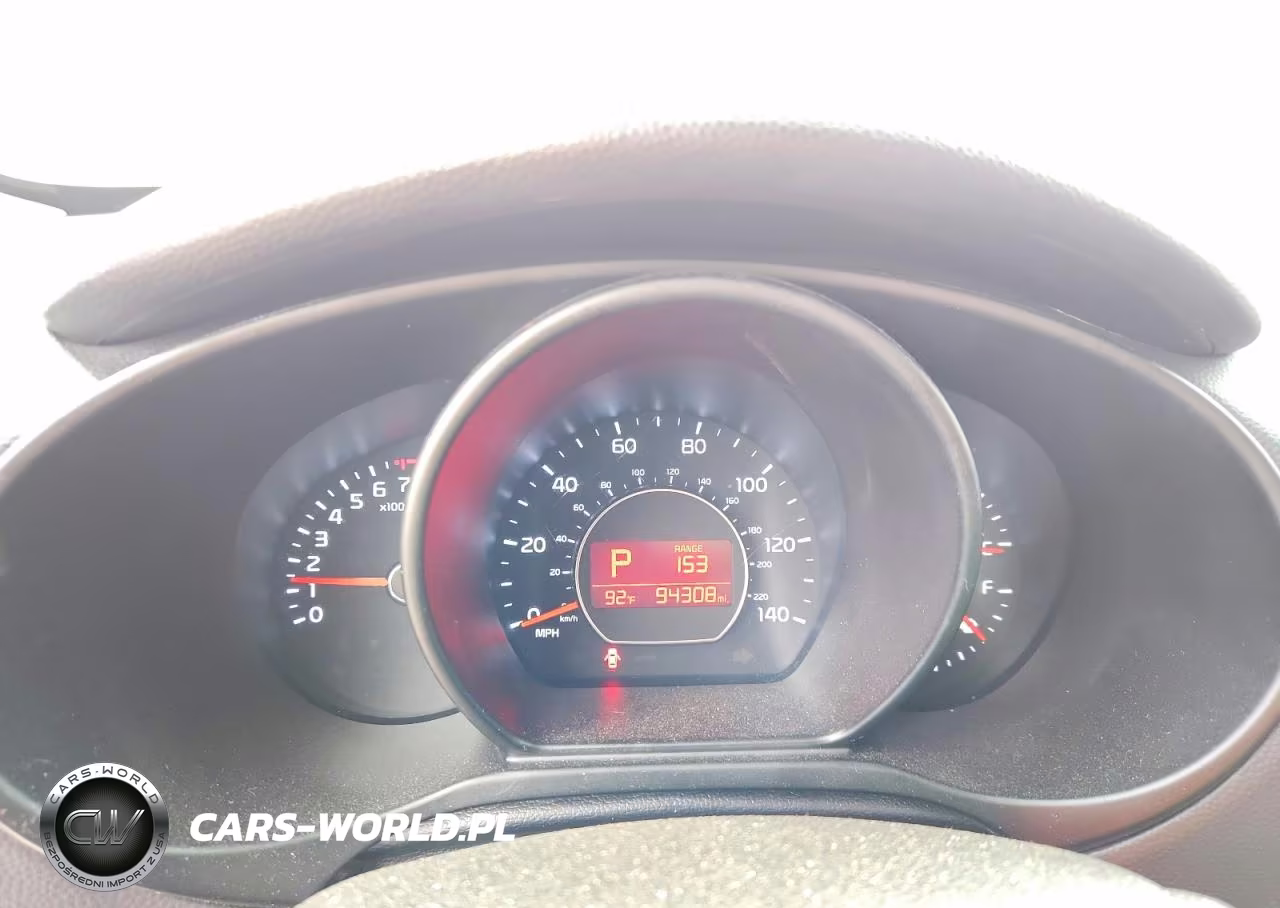 2016 Kia Soul + VIN:KNDJP3A55G7374505 - 9