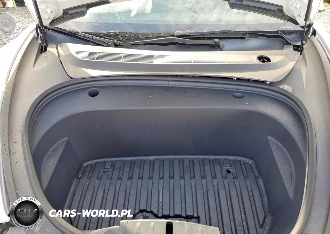 2023 Tesla Model 3 VIN:5YJ3E1EA7PF562527 - 11