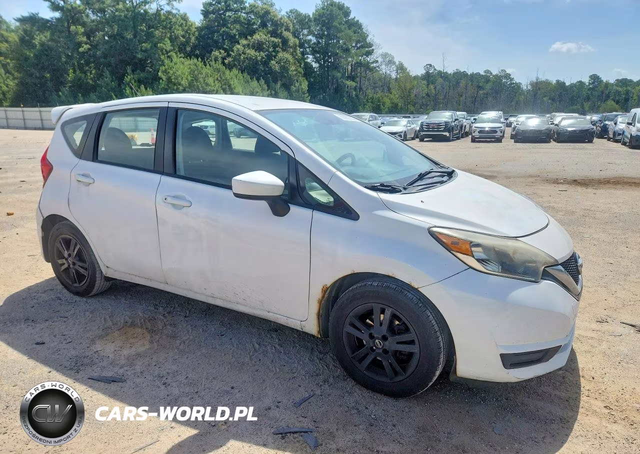 2018 Nissan Versa Note S VIN:3N1CE2CP1JL359125 - 4