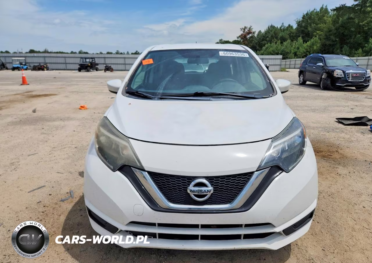 2018 Nissan Versa Note S VIN:3N1CE2CP1JL359125 - 5