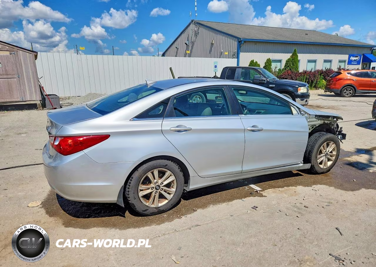 2013 Hyundai Sonata Gls VIN:5NPEB4AC7DH641915 - 3