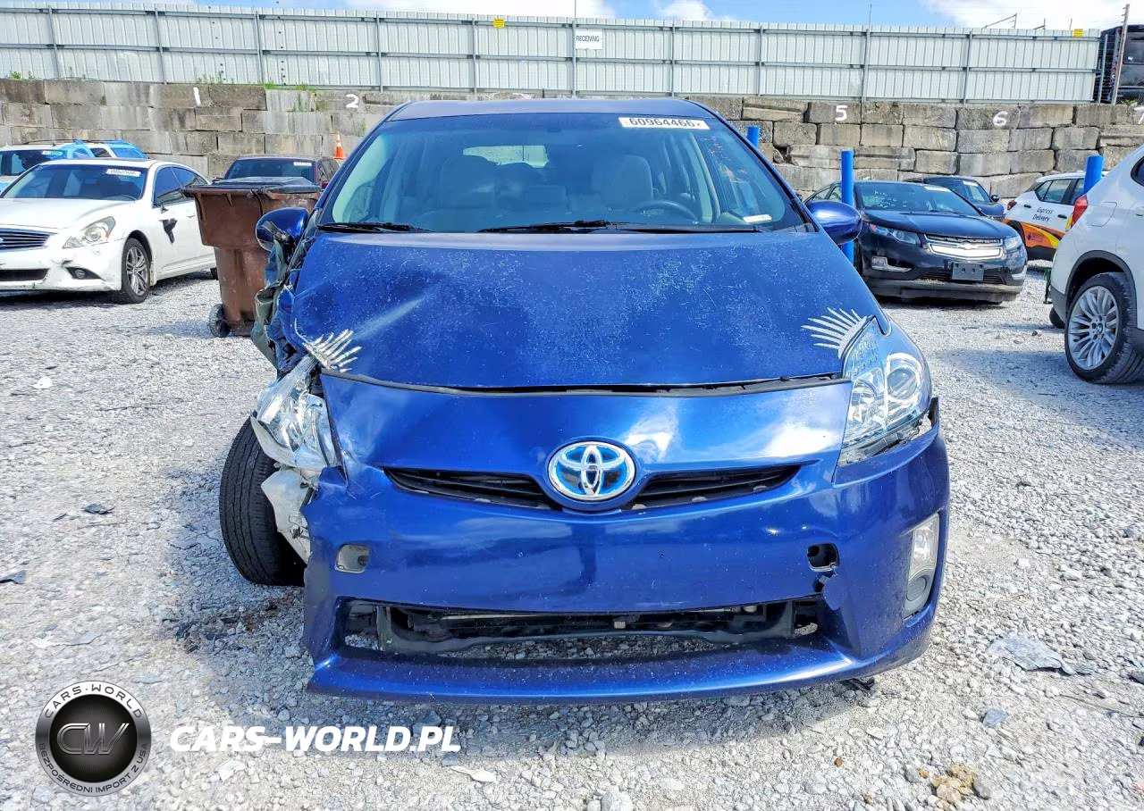 2011 Toyota Prius Two VIN:JTDKN3DU8B5355271 - 5