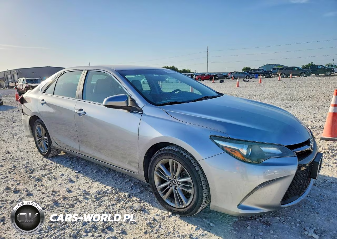 2016 Toyota Camry Se VIN:4T1BF1FK9GU124577 - 4