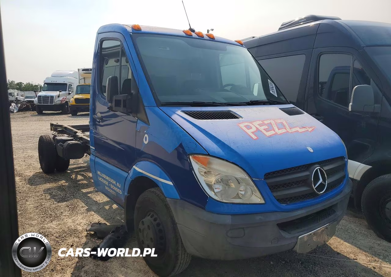 2012 Mercedes-Benz Sprinter 3500 VIN:WDAPF4CC6C9509720 - 4