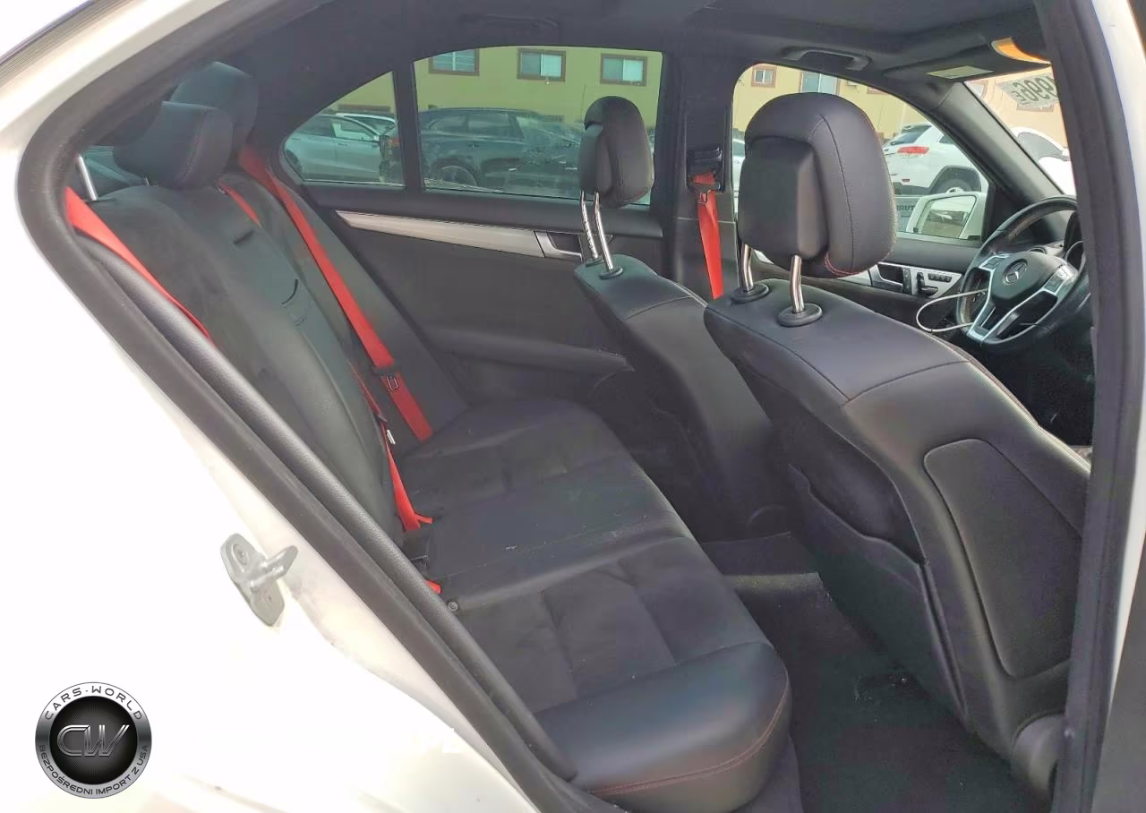 2014 Mercedes-Benz C 250 VIN:WDDGF4HB1EA953558 - 10