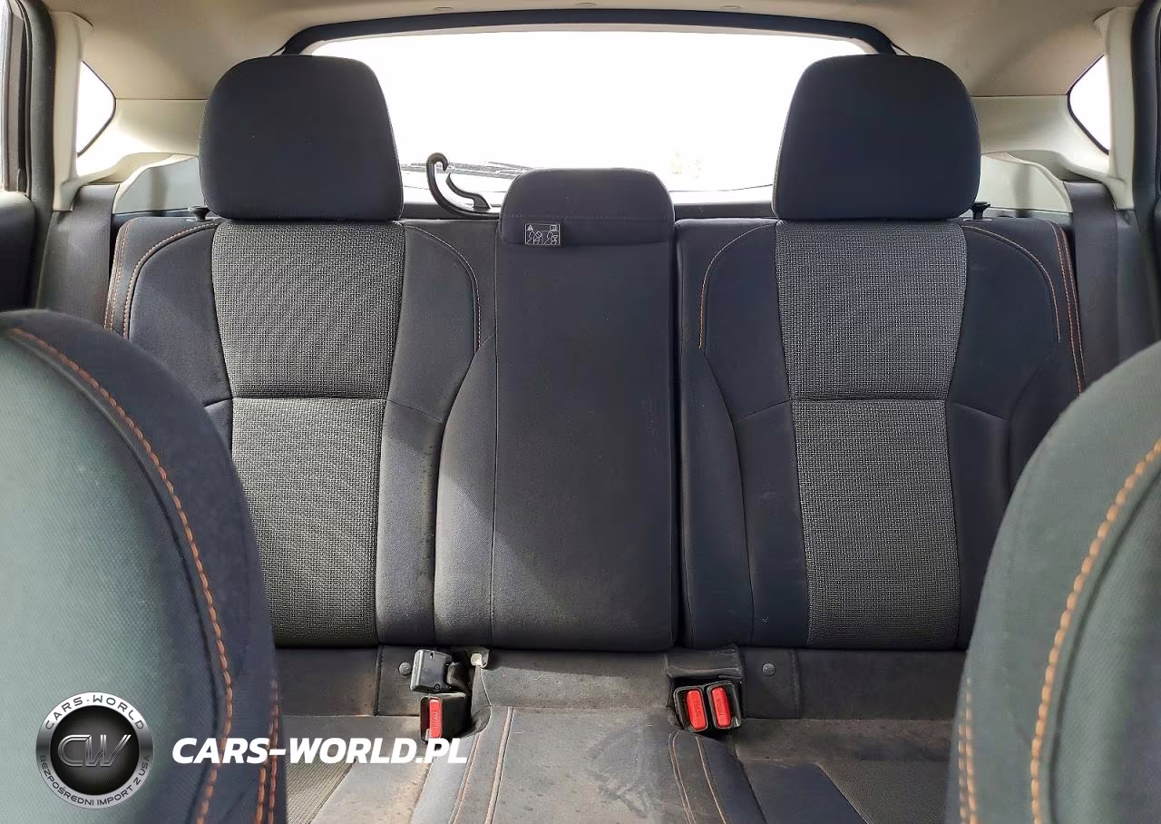 2019 Subaru Crosstrek Premium VIN:JF2GTACC5K8330255 - 10