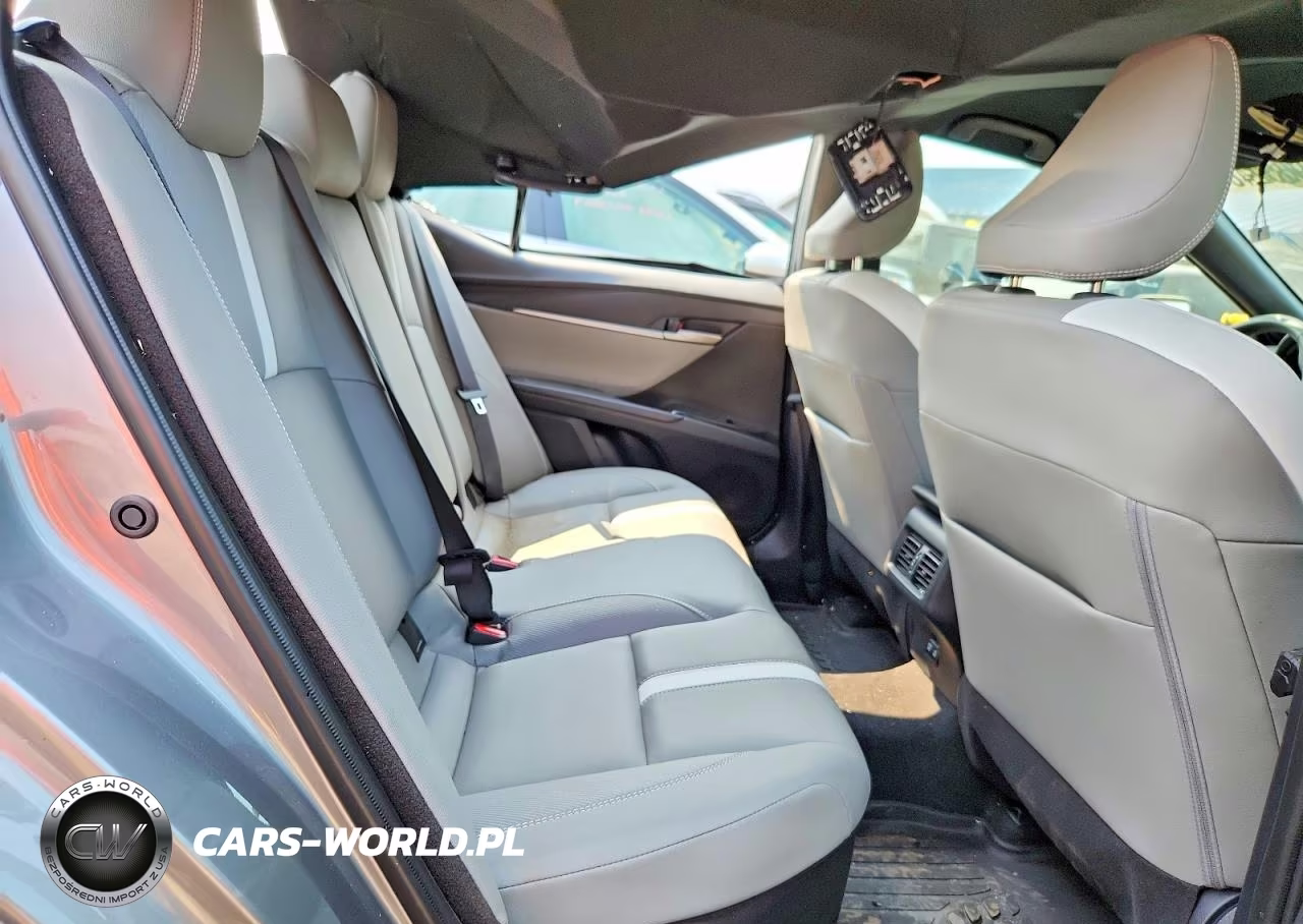 2025 Toyota Camry Se VIN:4T1DBADK0SU526455 - 10