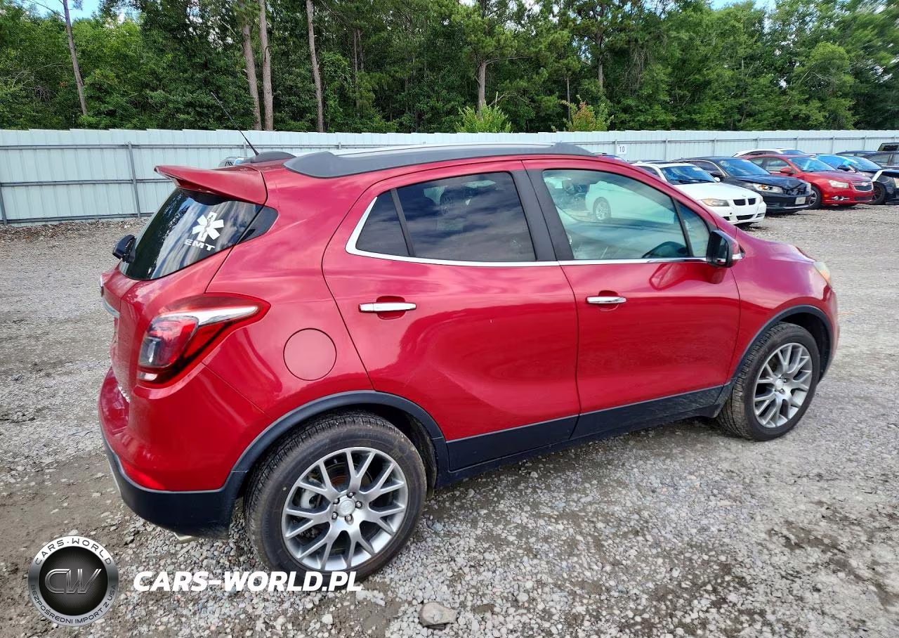 2018 Buick Encore Sport Touring VIN:KL4CJ1SB2JB576462 - 3